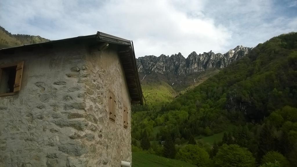 Antica Casa Ortensia Riva del Garda Habitación foto