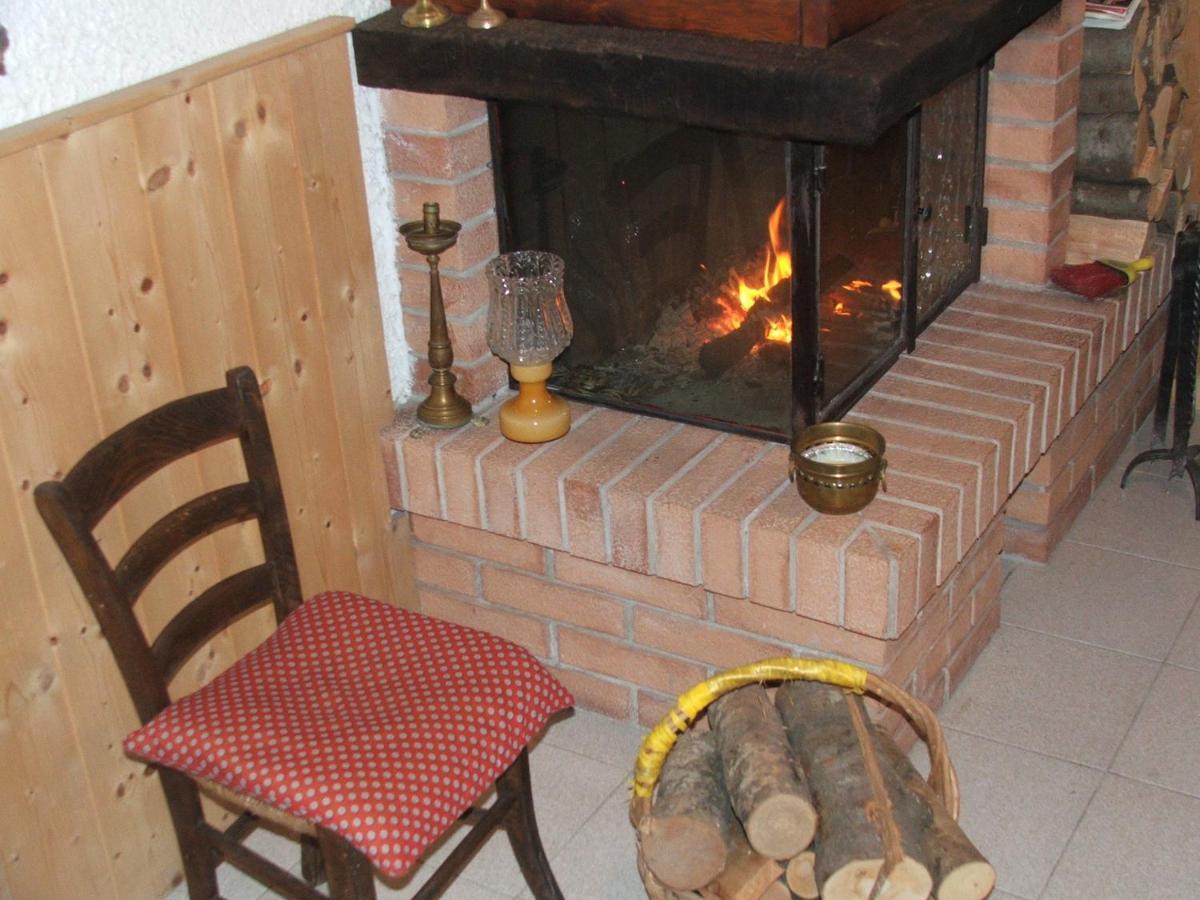 Antica Casa Ortensia Riva del Garda Habitación foto